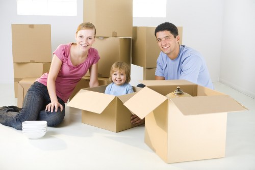 Furniture and box transport support for homes and flats in Finsbury