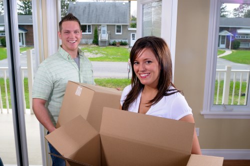 Local removals service for homes and flats in Finsbury