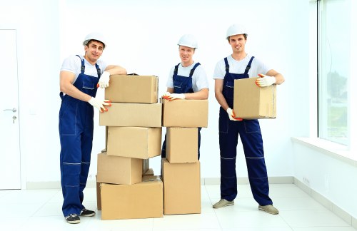 Preparation and loading support for a man with van booking in Finsbury