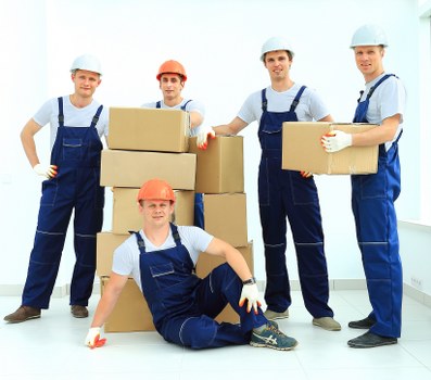 Local removals team helping with a same day move in Finsbury