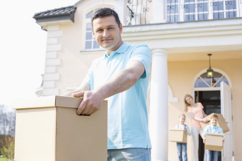 Residential removals support for a London flat move