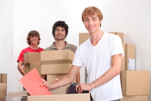 Packing and transport support for an office move in Finsbury